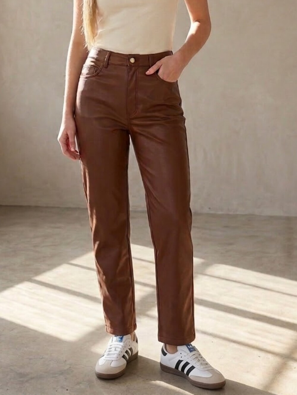 Aritzia Wilfred Rich Cognac Brown Vegan Leather Pants Size 2